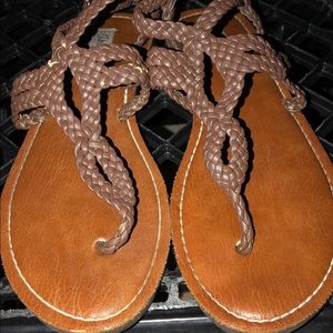Aeropostale sandals